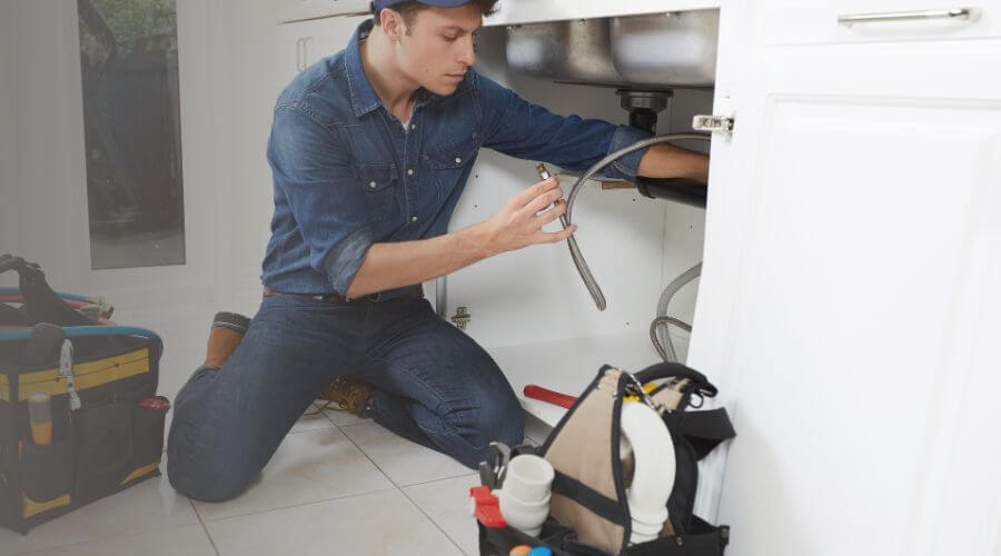 Professional water heater repair in Lolita, TX